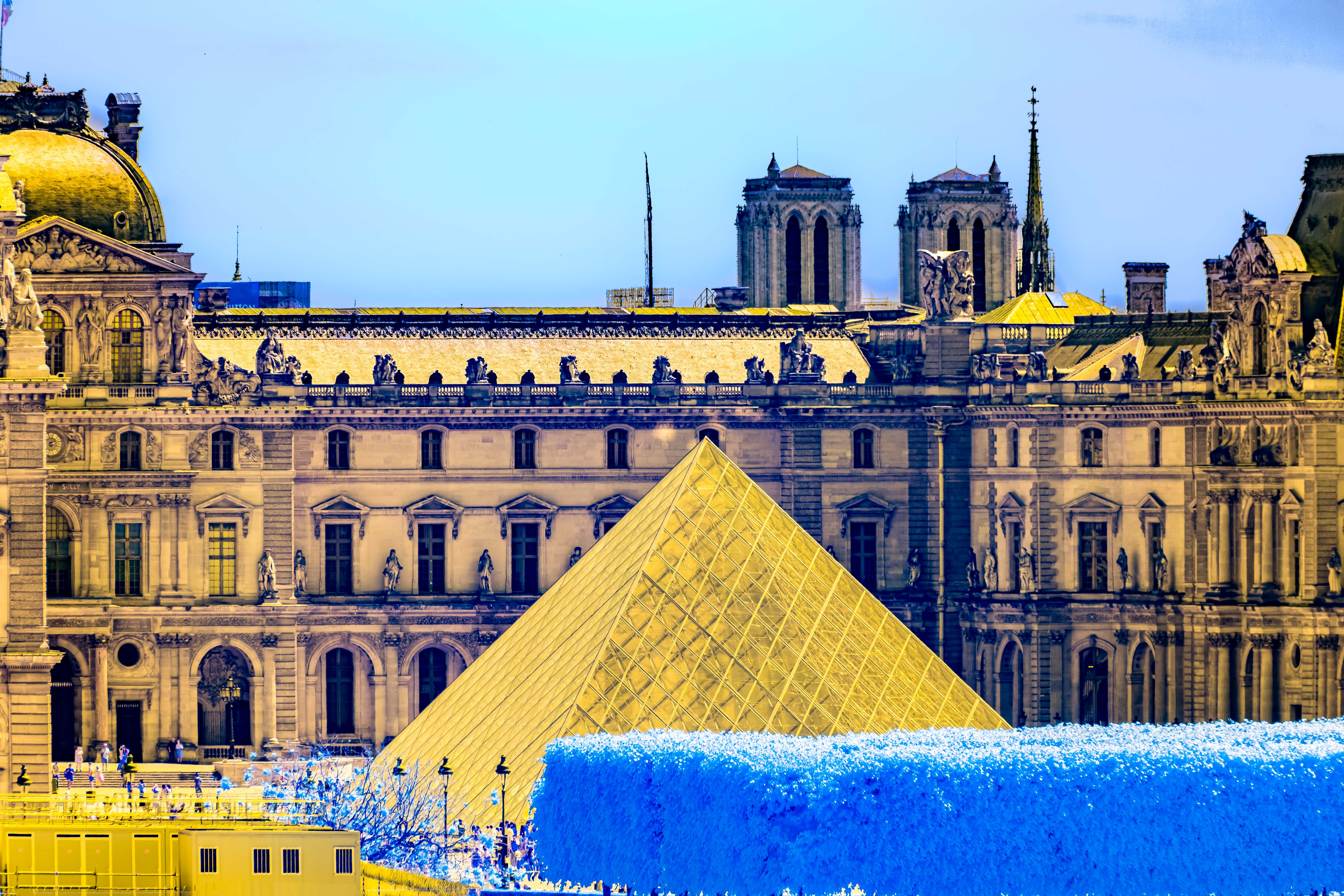The Louvre Pyramid in front of the Louvre Museum 3 22aede69 71a2 45a0 a137 30c141bc9dbf
